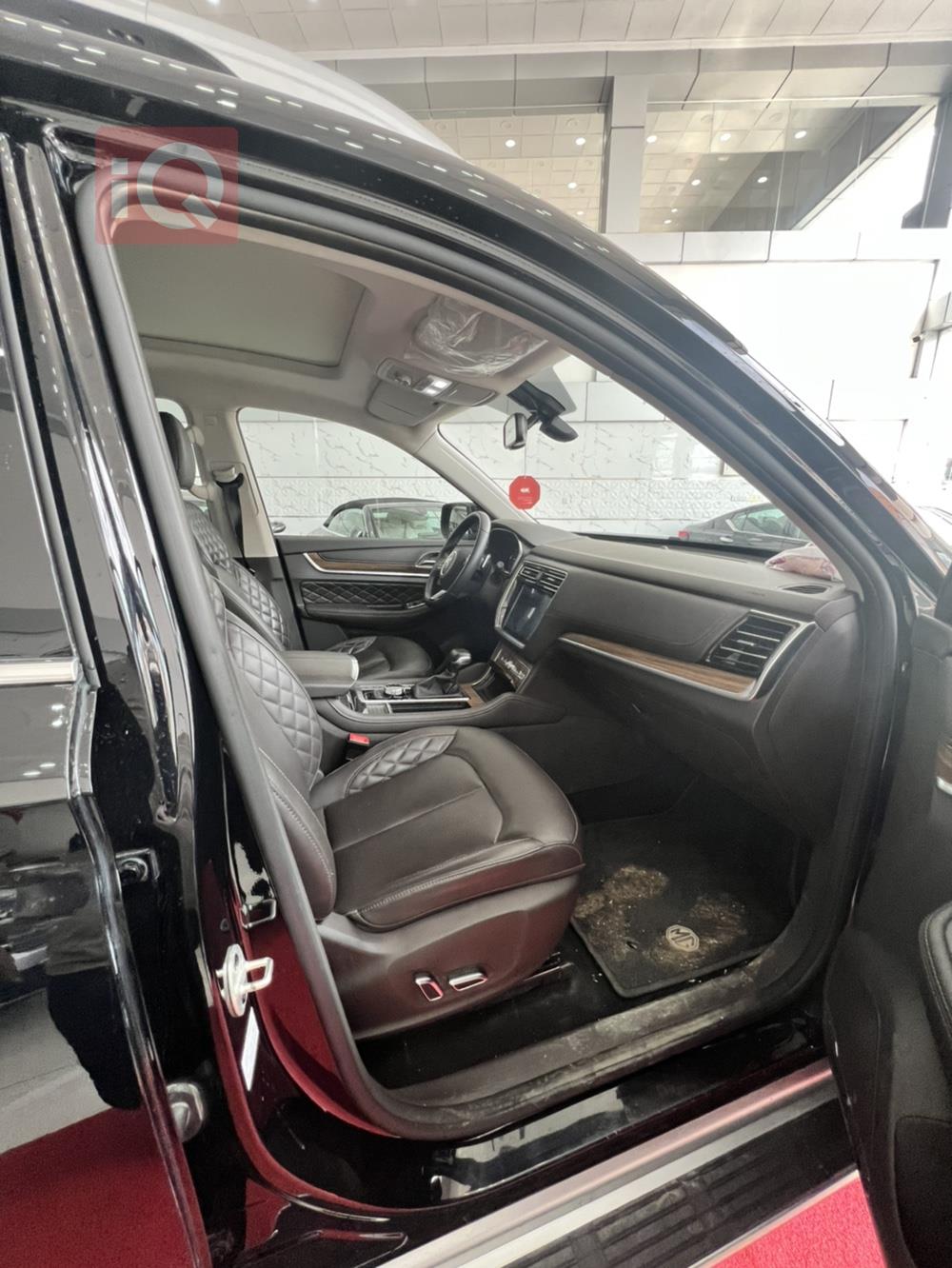 ئێم جی RX8